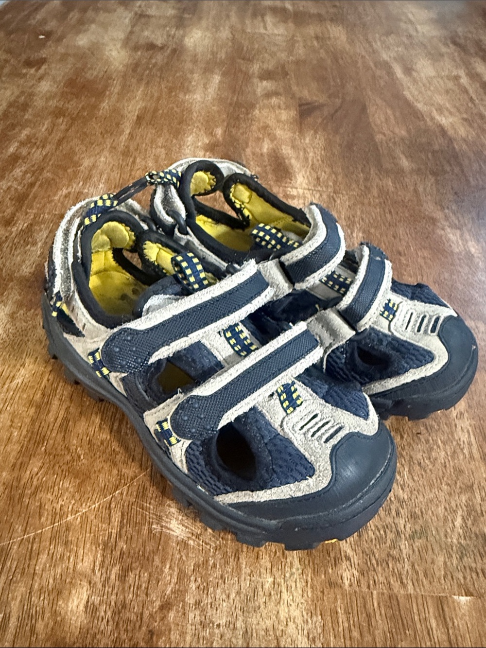 Sperry Navy, Beige & Yellow Top Sider Off Road ATS Closed-Toe Sandals 11.5 WIDE